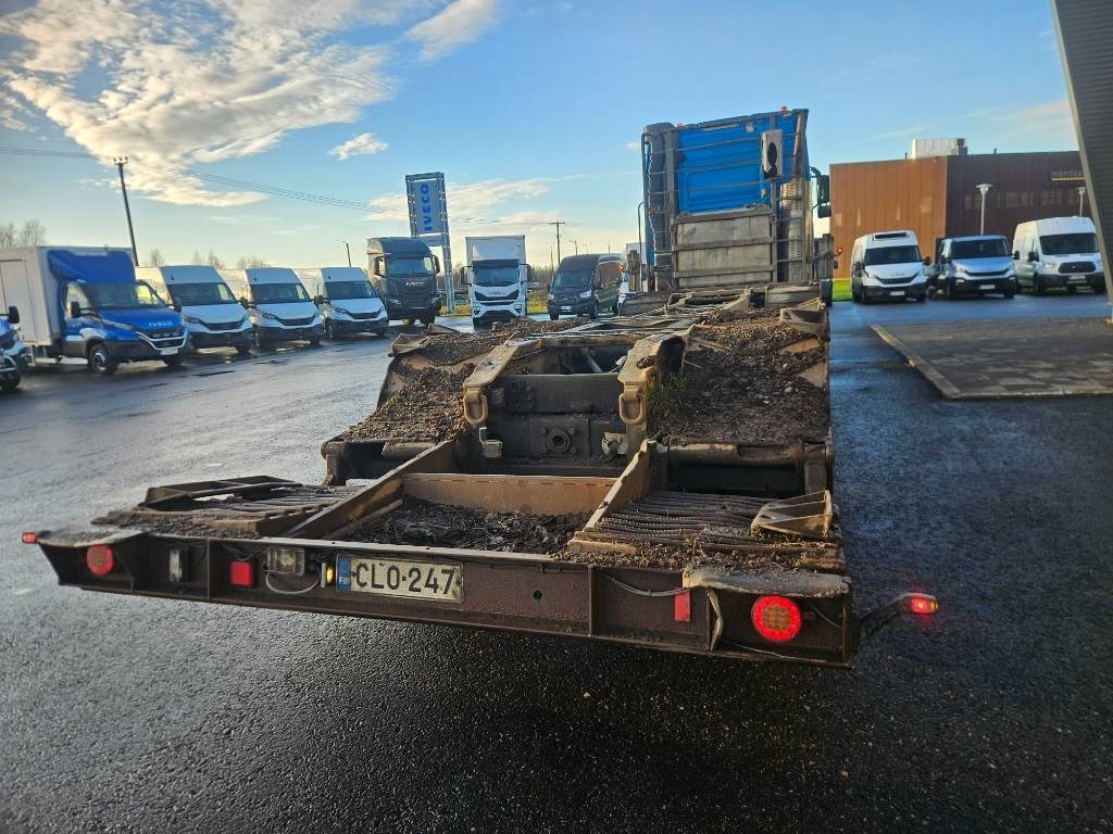 Volvo FH12 8x4 - 木材运输车:图4 Volvo FH12 8x4 - 木材运输车:图4