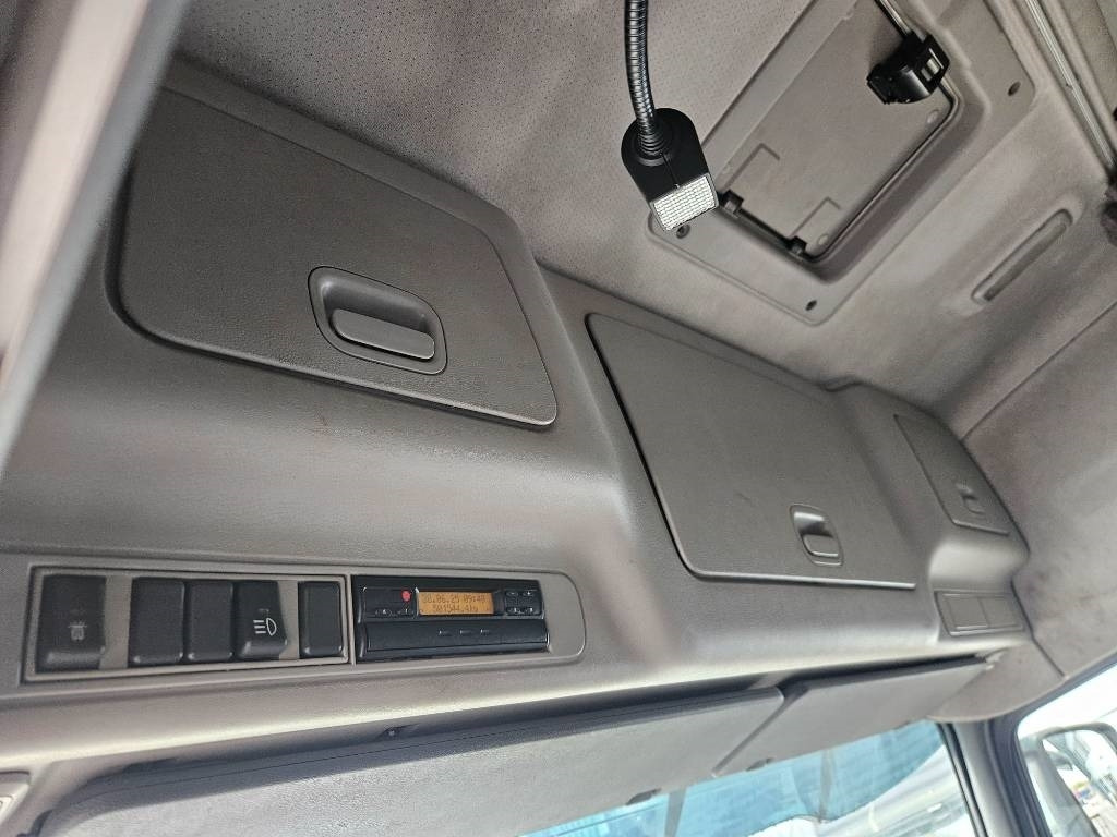 木材运输车 Volvo FH12 8x4：图17