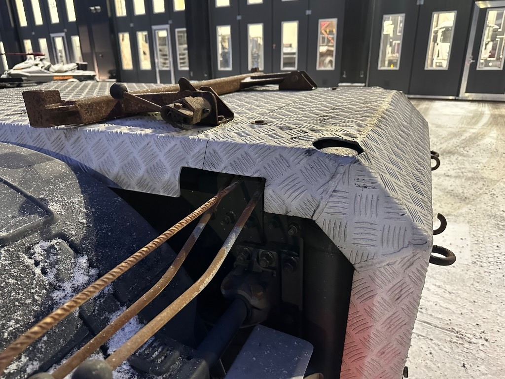 Volvo FH16 600 8x4*4 - 牵引车:图4 Volvo FH16 600 8x4*4 - 牵引车:图4