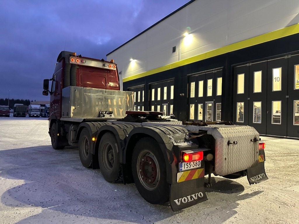 Volvo FH16 600 8x4*4 - 牵引车:图3 Volvo FH16 600 8x4*4 - 牵引车:图3