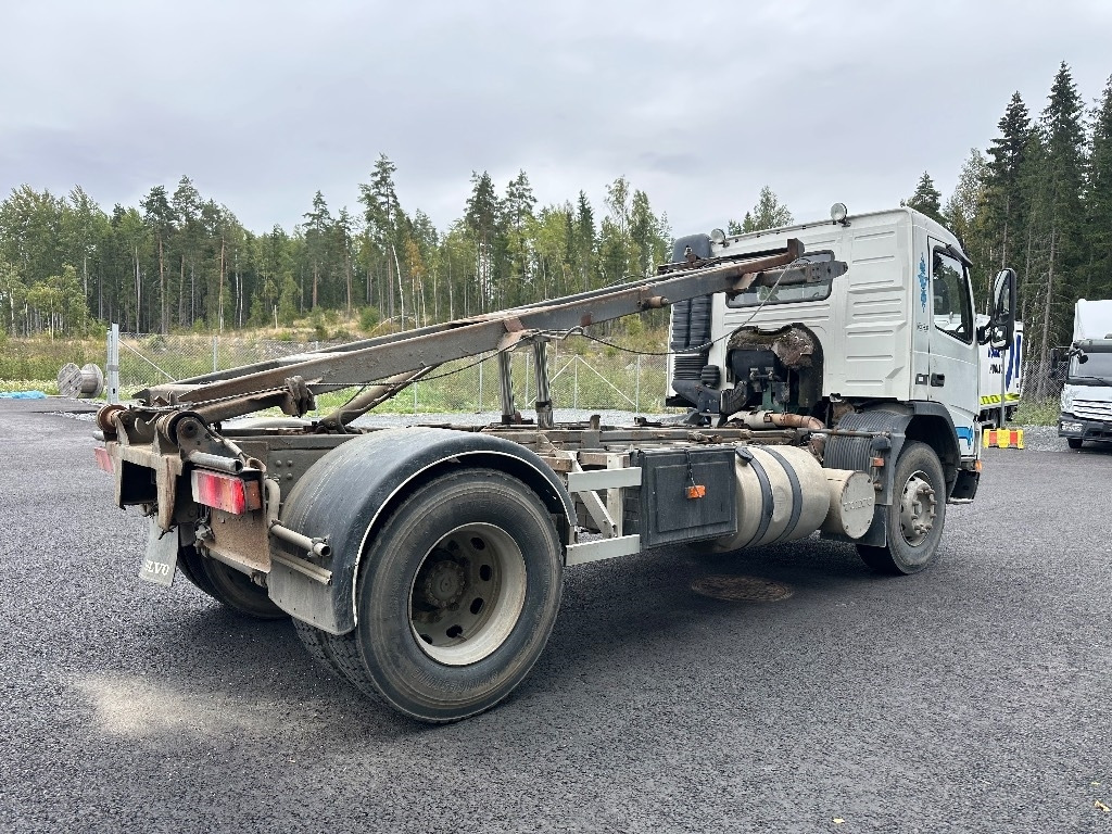 Volvo FM7 4x2 vaijerilaitteilla - 箕斗装载车:图4 Volvo FM7 4x2 vaijerilaitteilla - 箕斗装载车:图4