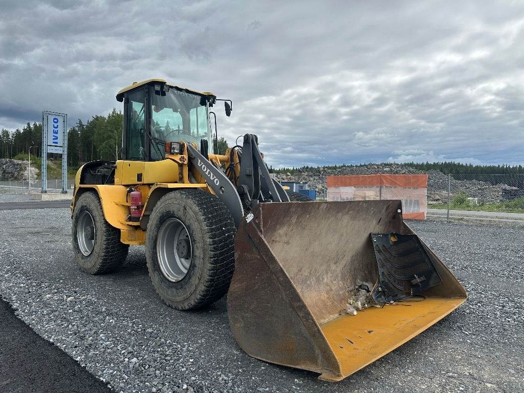 Volvo L45B 4X4 /245 - 轮式装载机:图2 Volvo L45B 4X4 /245 - 轮式装载机:图2