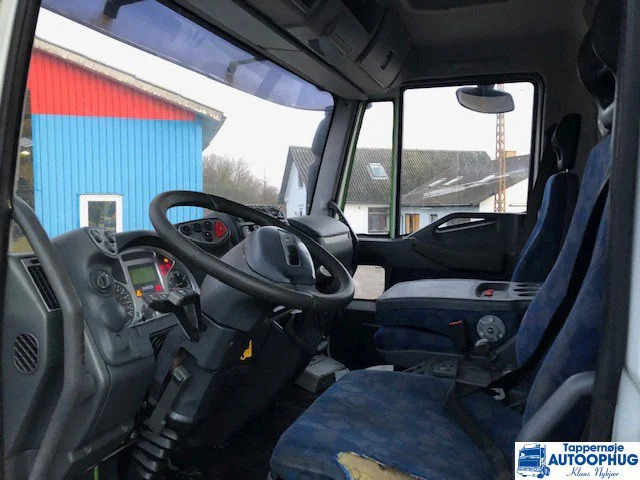 IVECO EUROCARGO 120E25 euro 4 - 厢式卡车:图4 IVECO EUROCARGO 120E25 euro 4 - 厢式卡车:图4