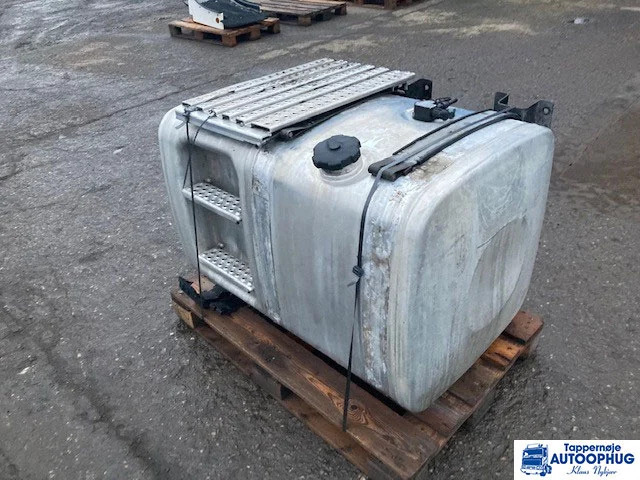 MAN Diesel tank 460 liter MAN 81.12201-5933 - 燃料箱 适用于 卡车:图4 MAN Diesel tank 460 liter MAN 81.12201-5933 - 燃料箱 适用于 卡车:图4