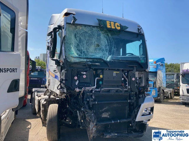 MAN TGX 18.460 - 牵引车:图1 MAN TGX 18.460 - 牵引车:图1