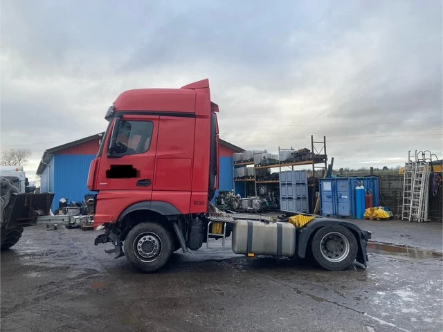 Mercedes Actros 1851 - 牵引车:图5 Mercedes Actros 1851 - 牵引车:图5