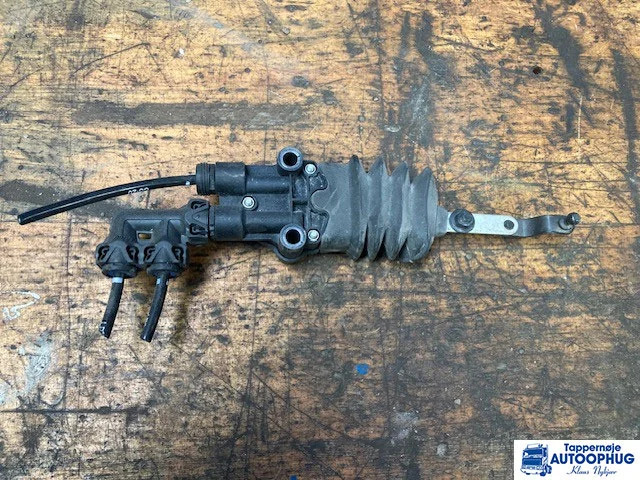 Scania Leveling valve – Scania 2454421 - 悬挂系统 适用于 卡车:图1 Scania Leveling valve – Scania 2454421 - 悬挂系统 适用于 卡车:图1