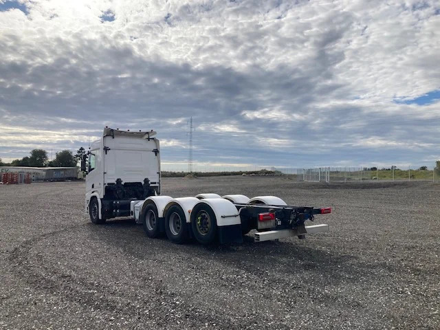 Scania R660 8X4/4 - 驾驶室底盘卡车:图5 Scania R660 8X4/4 - 驾驶室底盘卡车:图5