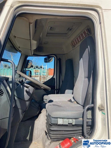 Volvo FL240 euro5 - 栏板式/ 平板卡车:图5 Volvo FL240 euro5 - 栏板式/ 平板卡车:图5