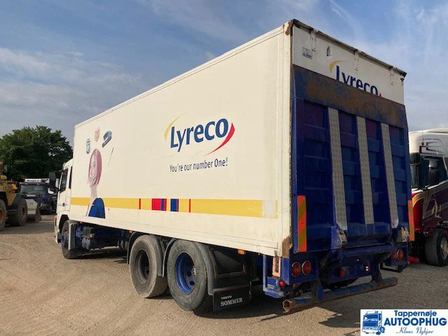 Volvo FM 340 6X2 Box - 厢式卡车:图2 Volvo FM 340 6X2 Box - 厢式卡车:图2