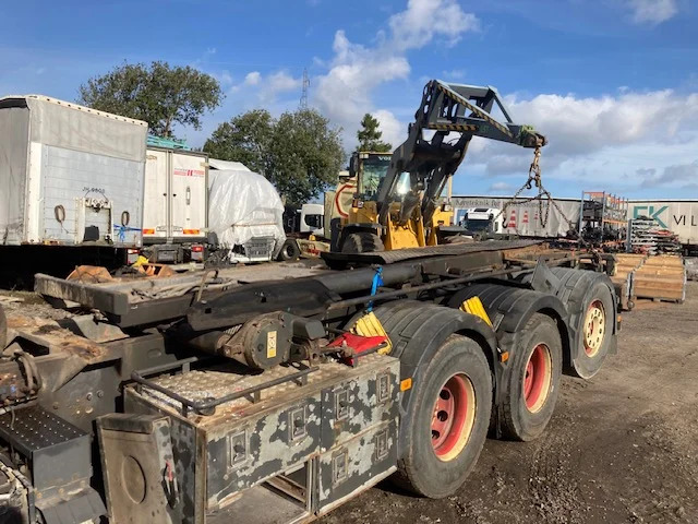 Volvo FMX 540 8X4 - 集装箱运输车/ 可拆卸车身的卡车:图5 Volvo FMX 540 8X4 - 集装箱运输车/ 可拆卸车身的卡车:图5