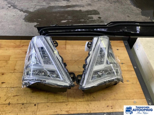 Volvo Headlamp LH – Volvo 24056511 - 电气系统 适用于 卡车:图2 Volvo Headlamp LH – Volvo 24056511 - 电气系统 适用于 卡车:图2