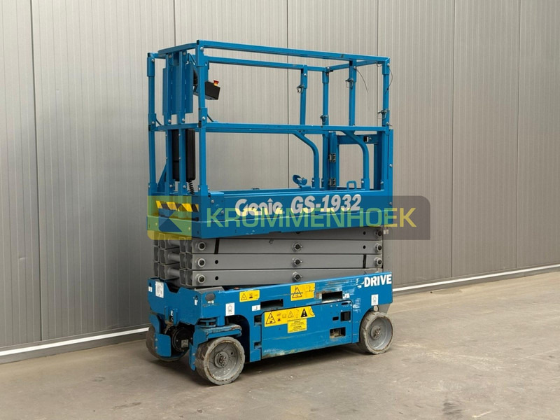 Genie GS 1932 E-drive - 剪式升降机:图2 Genie GS 1932 E-drive - 剪式升降机:图2