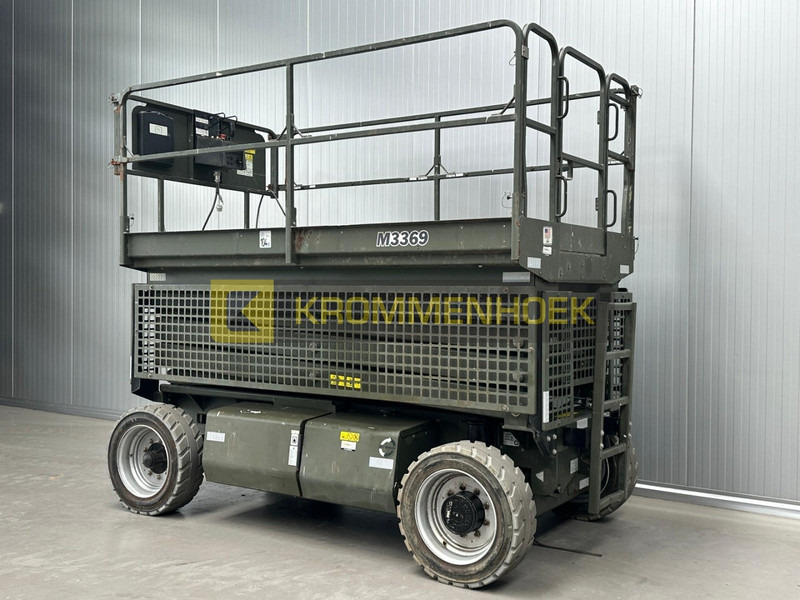 JLG M 3369 - 剪式升降机:图3 JLG M 3369 - 剪式升降机:图3