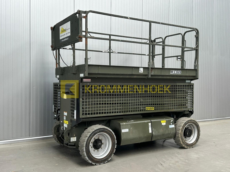 JLG M 3369 - 剪式升降机:图2 JLG M 3369 - 剪式升降机:图2