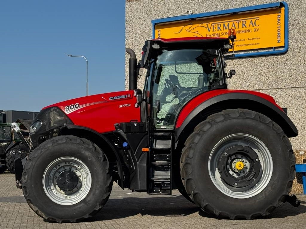 Case IH OPTUM 300 CVX, 2021, 3294 hours, frontlinkage + PT - 拖拉机:图2 Case IH OPTUM 300 CVX, 2021, 3294 hours, frontlinkage + PT - 拖拉机:图2