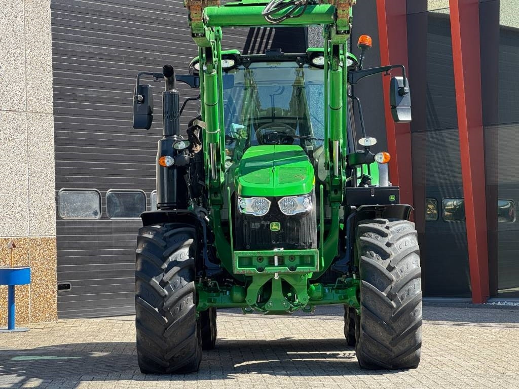 John Deere 6110M, 2021, Auto Power, 623R frontloader!! - 拖拉机:图3 John Deere 6110M, 2021, Auto Power, 623R frontloader!! - 拖拉机:图3