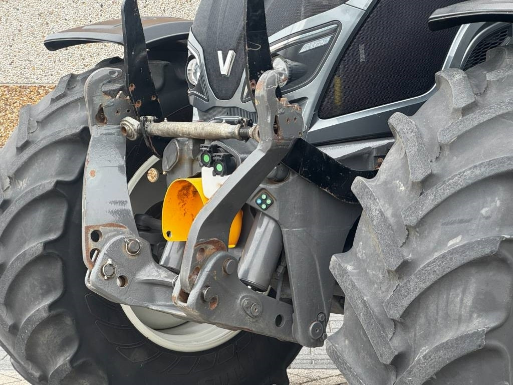 Valtra N174D, Frontlinkage + PTO, Frontloader, 3846 hours - 拖拉机:图4 Valtra N174D, Frontlinkage + PTO, Frontloader, 3846 hours - 拖拉机:图4