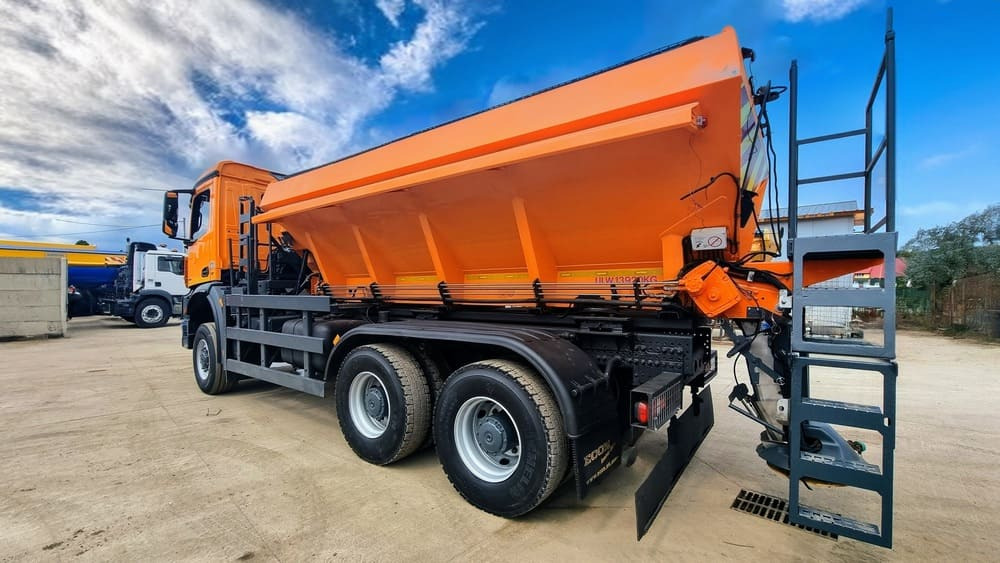 Mercedes-Benz AROCS 3333 6x6 - 卡车:图4 Mercedes-Benz AROCS 3333 6x6 - 卡车:图4