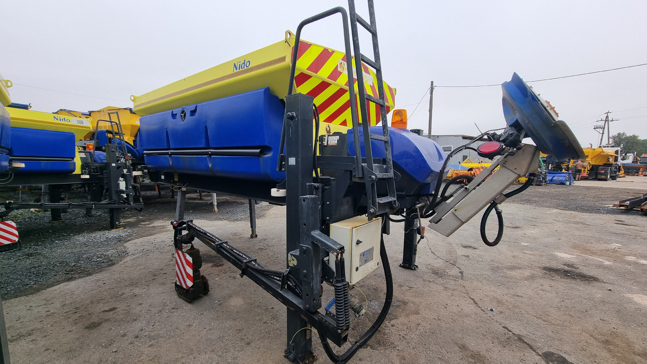 SCHMIDT Stratos Nido B50-36 - 撒沙机/ 撒盐机 适用于 撒沙机/ 撒盐机:图2 SCHMIDT Stratos Nido B50-36 - 撒沙机/ 撒盐机 适用于 撒沙机/ 撒盐机:图2