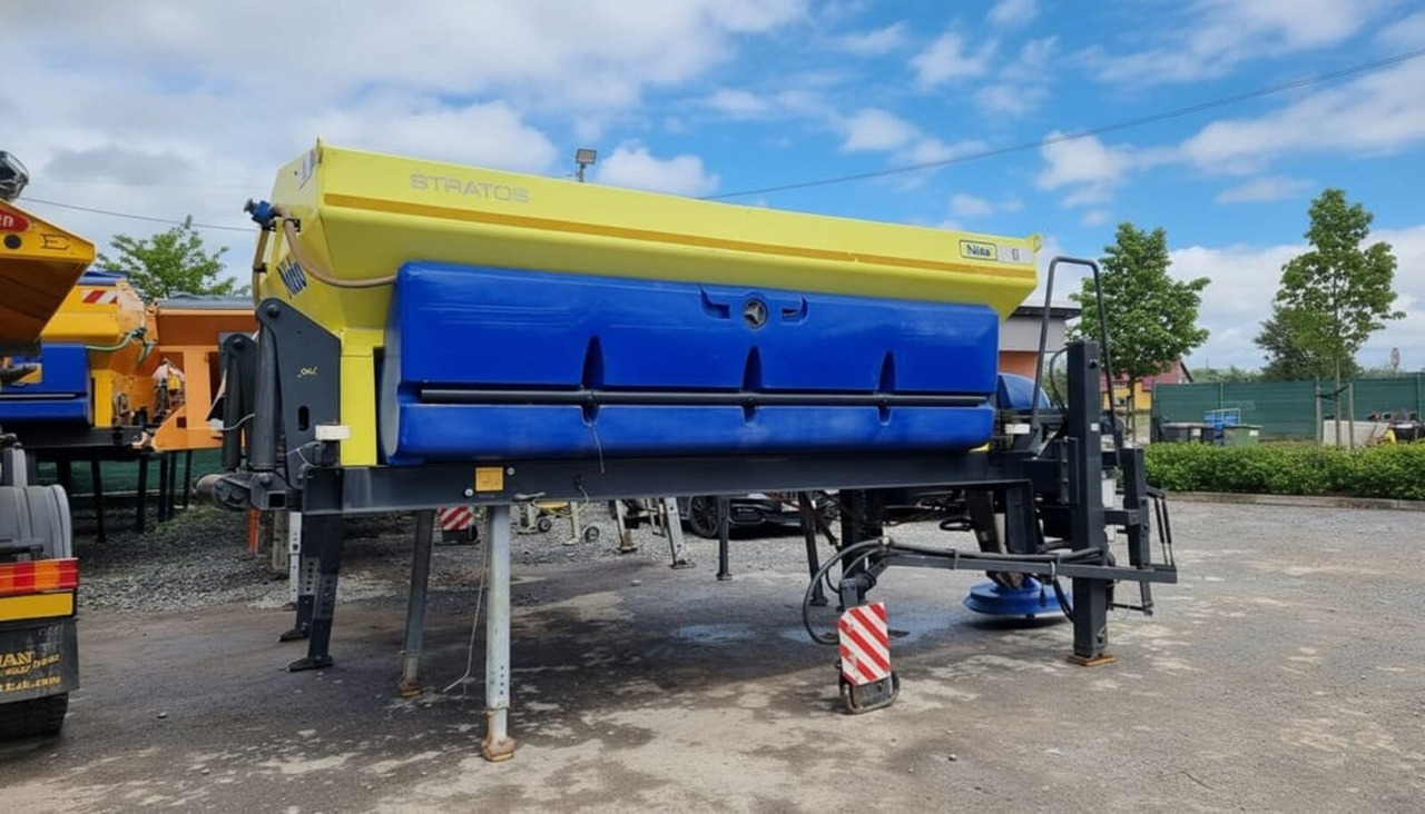 SCHMIDT Stratos Nido B70-42 - 撒沙机/ 撒盐机 适用于 撒沙机/ 撒盐机:图2 SCHMIDT Stratos Nido B70-42 - 撒沙机/ 撒盐机 适用于 撒沙机/ 撒盐机:图2