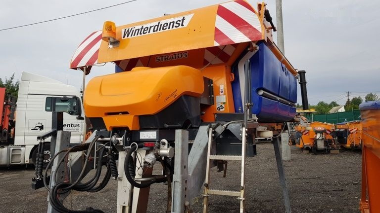 Schmidt Solarko piaskarka SCHMIDT STRATOS 5m3 - 撒沙机/ 撒盐机 适用于 市政/ 专用车辆:图2 Schmidt Solarko piaskarka SCHMIDT STRATOS 5m3 - 撒沙机/ 撒盐机 适用于 市政/ 专用车辆:图2