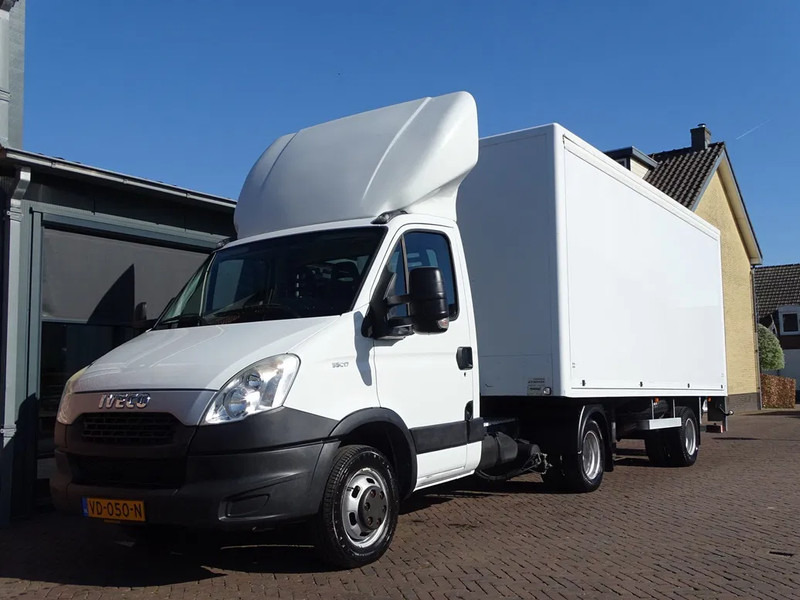 Iveco Daily 35C17 BE PODIUM OPLEGGER 3800 KG LBW 1.5 ton - 牵引车:图2 Iveco Daily 35C17 BE PODIUM OPLEGGER 3800 KG LBW 1.5 ton - 牵引车:图2