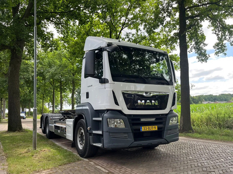 MAN TGS 26.420 CONTAINERSYSTEEM (kabels) MANUEL - 集装箱运输车/ 可拆卸车身的卡车:图4 MAN TGS 26.420 CONTAINERSYSTEEM (kabels) MANUEL - 集装箱运输车/ 可拆卸车身的卡车:图4