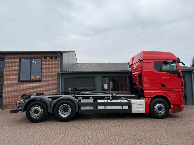 MAN TGX 26.470 Haakarm 21Ton VDL Sleepcabine Retarder Fridge - 集装箱运输车/ 可拆卸车身的卡车:图2 MAN TGX 26.470 Haakarm 21Ton VDL Sleepcabine Retarder Fridge - 集装箱运输车/ 可拆卸车身的卡车:图2