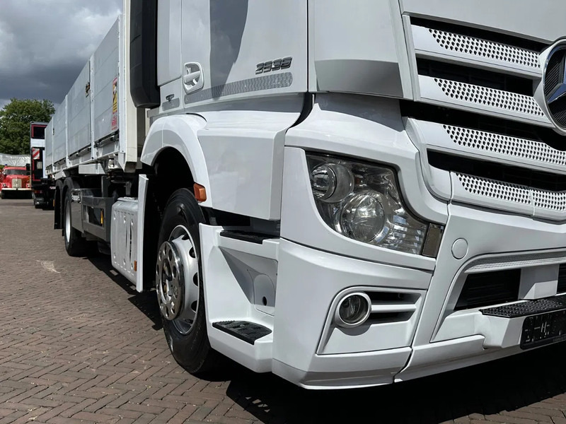 Mercedes-Benz Actros 2636 BDF OPEN LAADBAK CAMERA 380DKM - 栏板式/ 平板卡车:图5 Mercedes-Benz Actros 2636 BDF OPEN LAADBAK CAMERA 380DKM - 栏板式/ 平板卡车:图5