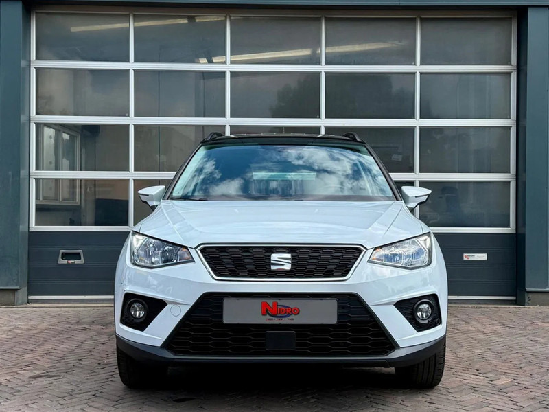 SEAT Arona 1.0 TSI Style Business Intense Carplay Dealeronderhouden Cruise Clima Navi Camera - 越野车:图2 SEAT Arona 1.0 TSI Style Business Intense Carplay Dealeronderhouden Cruise Clima Navi Camera - 越野车:图2