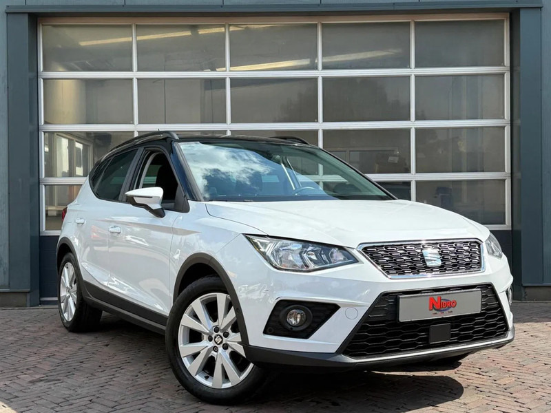 SEAT Arona 1.0 TSI Style Business Intense Carplay Dealeronderhouden Cruise Clima Navi Camera - 越野车:图1 SEAT Arona 1.0 TSI Style Business Intense Carplay Dealeronderhouden Cruise Clima Navi Camera - 越野车:图1