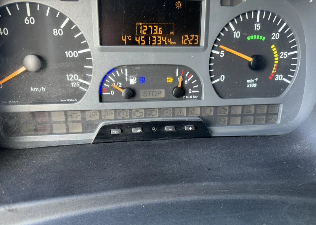 MERCEDES-BENZ ATEGO 1324 Sprowadzony - 等温卡车:图5 MERCEDES-BENZ ATEGO 1324 Sprowadzony - 等温卡车:图5