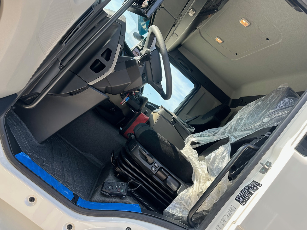 MAN TGS 26.520 6X2H-4 BL Hydrodrive - 驾驶室底盘卡车:图5 MAN TGS 26.520 6X2H-4 BL Hydrodrive - 驾驶室底盘卡车:图5