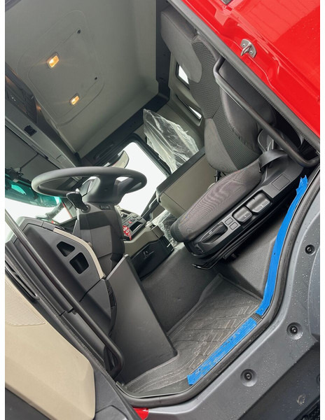 MAN TGS 33.400 6X4 BB CH - 驾驶室底盘卡车:图5 MAN TGS 33.400 6X4 BB CH - 驾驶室底盘卡车:图5