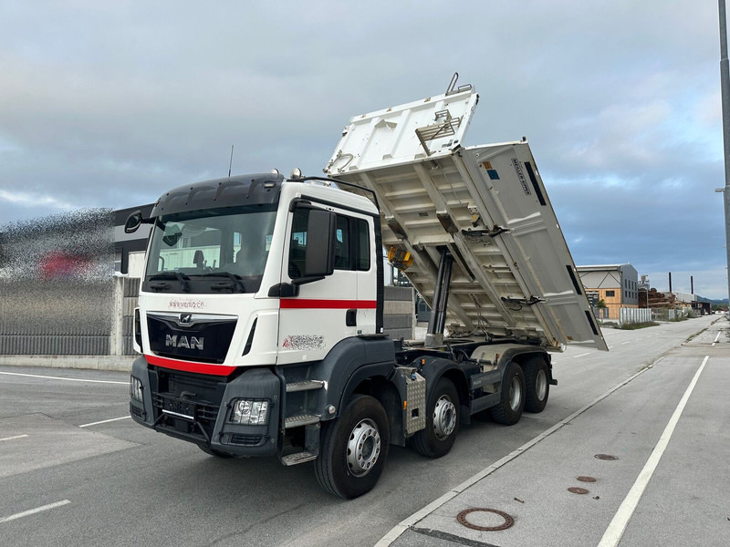 MAN TGS 35.500 8X4 BB - 翻斗车:图5 MAN TGS 35.500 8X4 BB - 翻斗车:图5