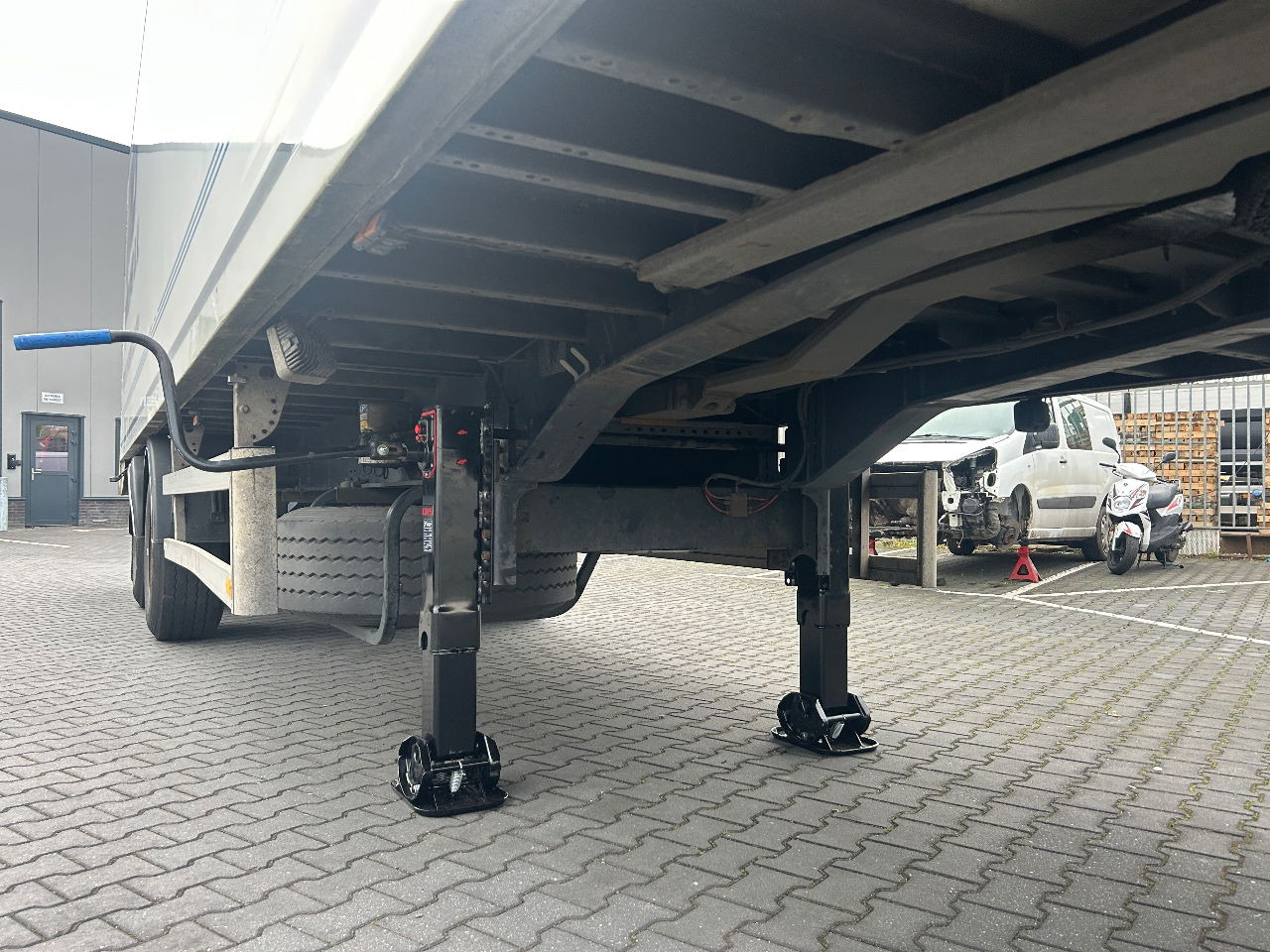 Diversen HTF citytrailer - 封闭厢式半拖车:图2 Diversen HTF citytrailer - 封闭厢式半拖车:图2