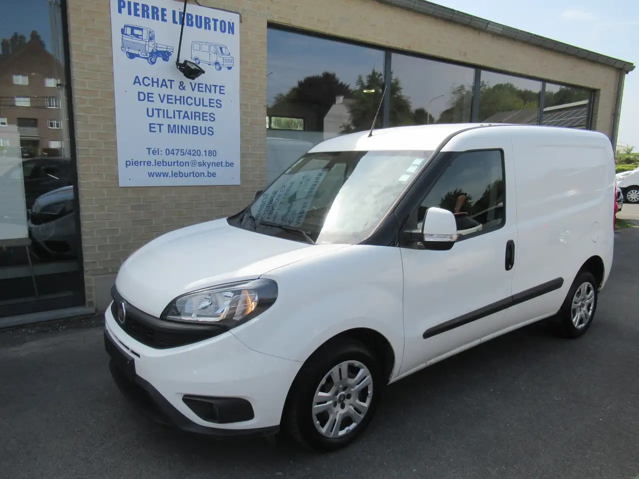 Fiat Doblo CLIM AUTO, NAVI, CRUISE 10500€+TVA/BTW - 紧凑型面包车:图1 Fiat Doblo CLIM AUTO, NAVI, CRUISE 10500€+TVA/BTW - 紧凑型面包车:图1
