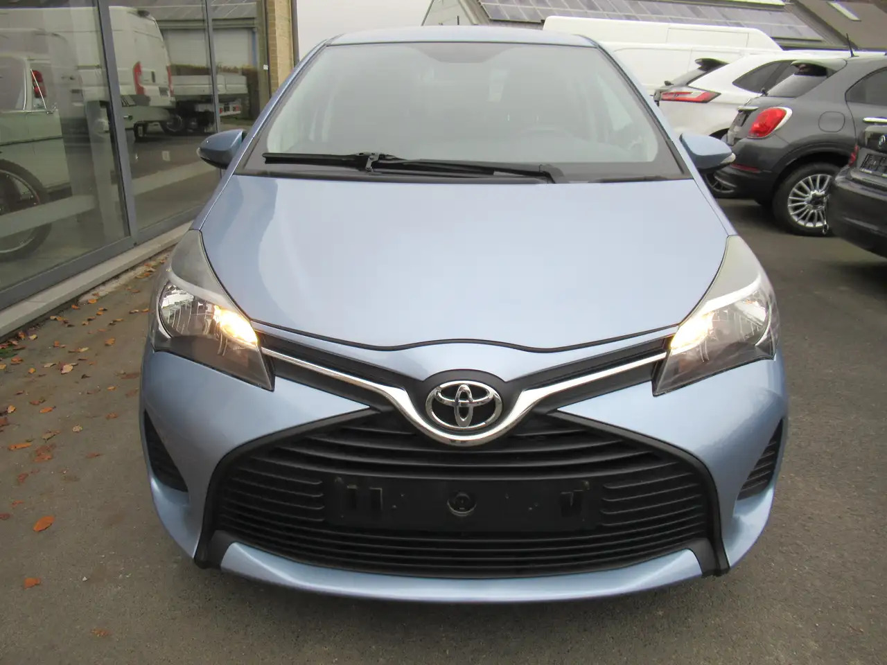 Toyota Yaris Yaris 1.33i VVT-i Active and pack Live 2 - 汽车:图3 Toyota Yaris Yaris 1.33i VVT-i Active and pack Live 2 - 汽车:图3