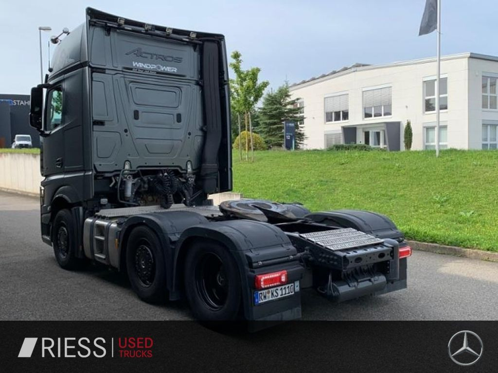 Mercedes-Benz Actros Edition 2 BiXenon KlimaA Navi Massage - 牵引车:图4 Mercedes-Benz Actros Edition 2 BiXenon KlimaA Navi Massage - 牵引车:图4