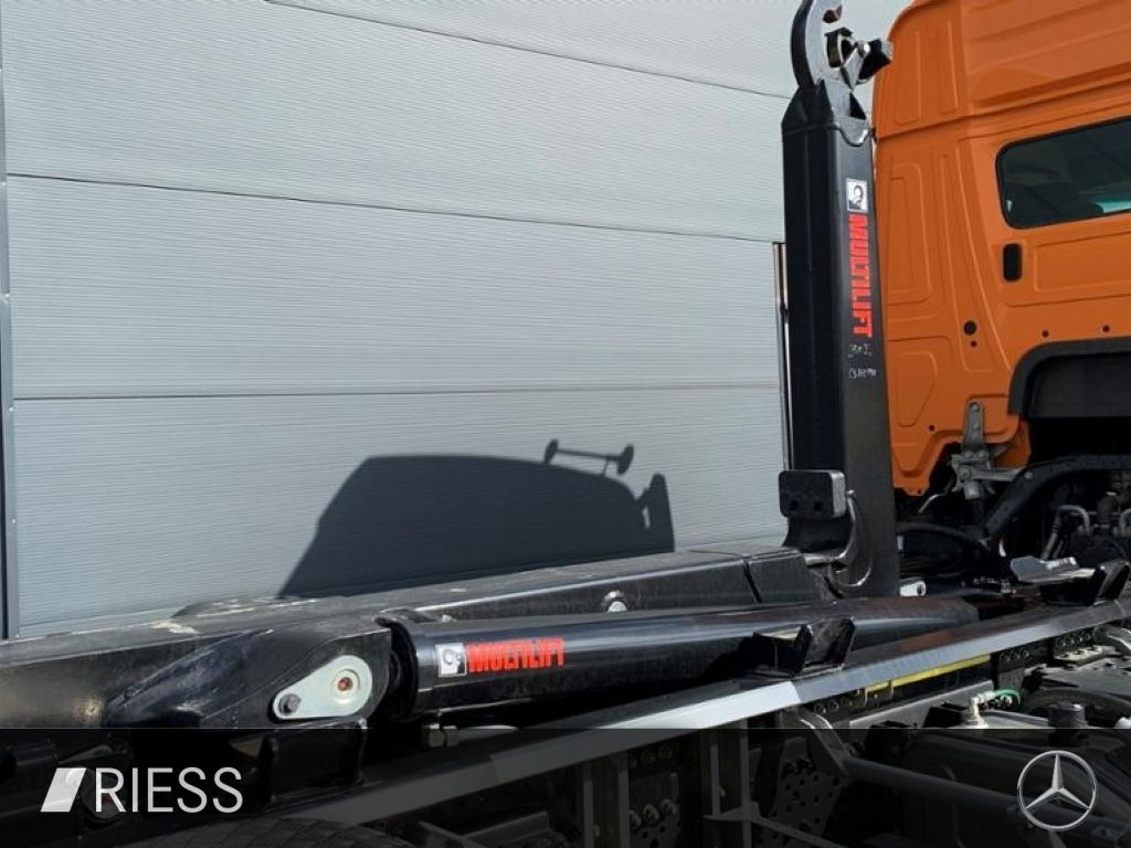 Mercedes-Benz Arocs 2551 L Abrollkipper mit HAD, gelenkter lif - 卡车:图5 Mercedes-Benz Arocs 2551 L Abrollkipper mit HAD, gelenkter lif - 卡车:图5