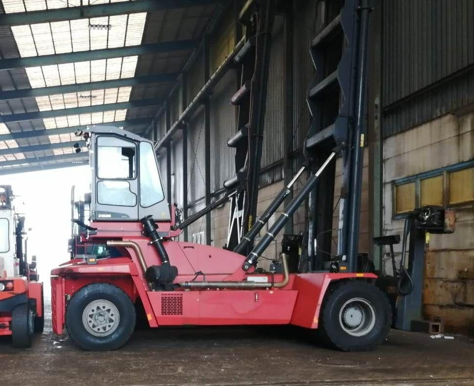 Kalmar DCF100-45E7 - 集装箱叉装车:图3 Kalmar DCF100-45E7 - 集装箱叉装车:图3