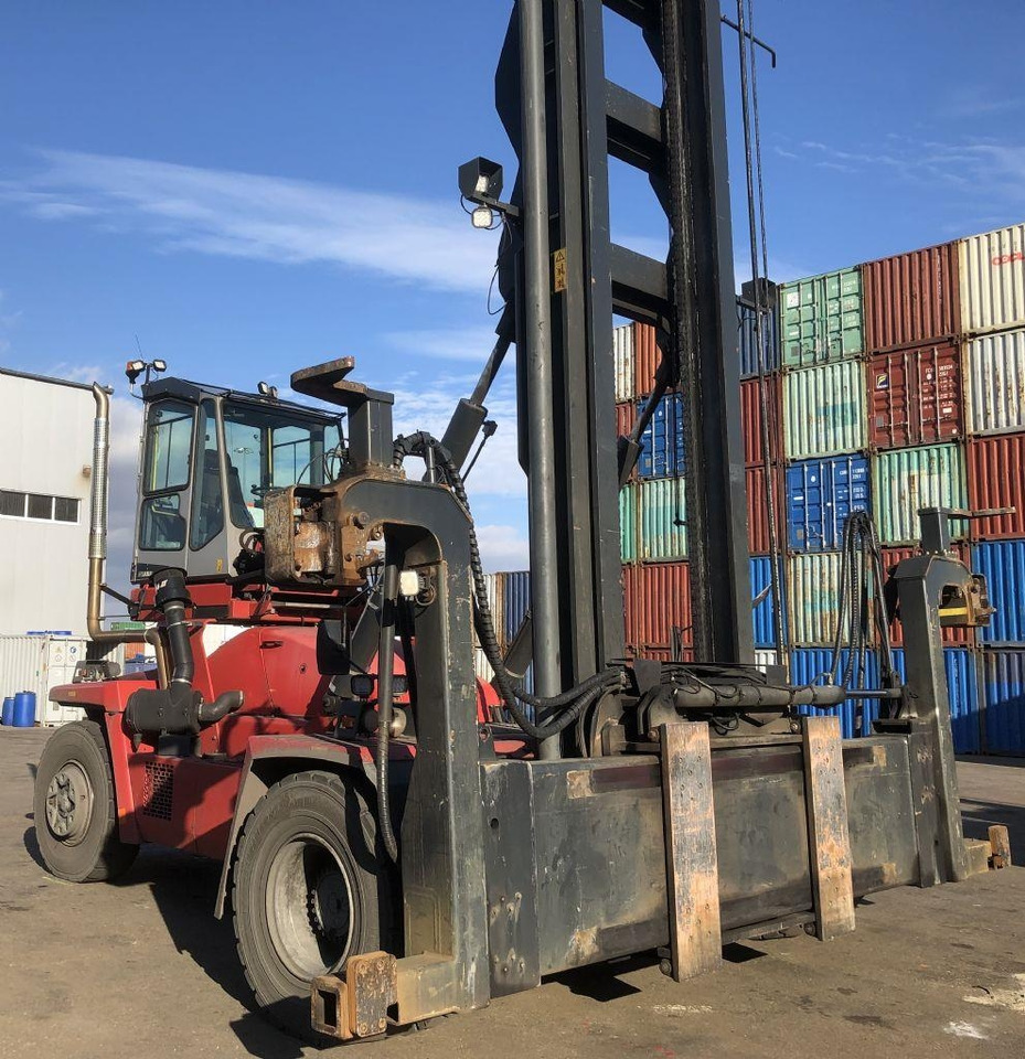 Kalmar DCF100-45E7 - 集装箱叉装车:图5 Kalmar DCF100-45E7 - 集装箱叉装车:图5