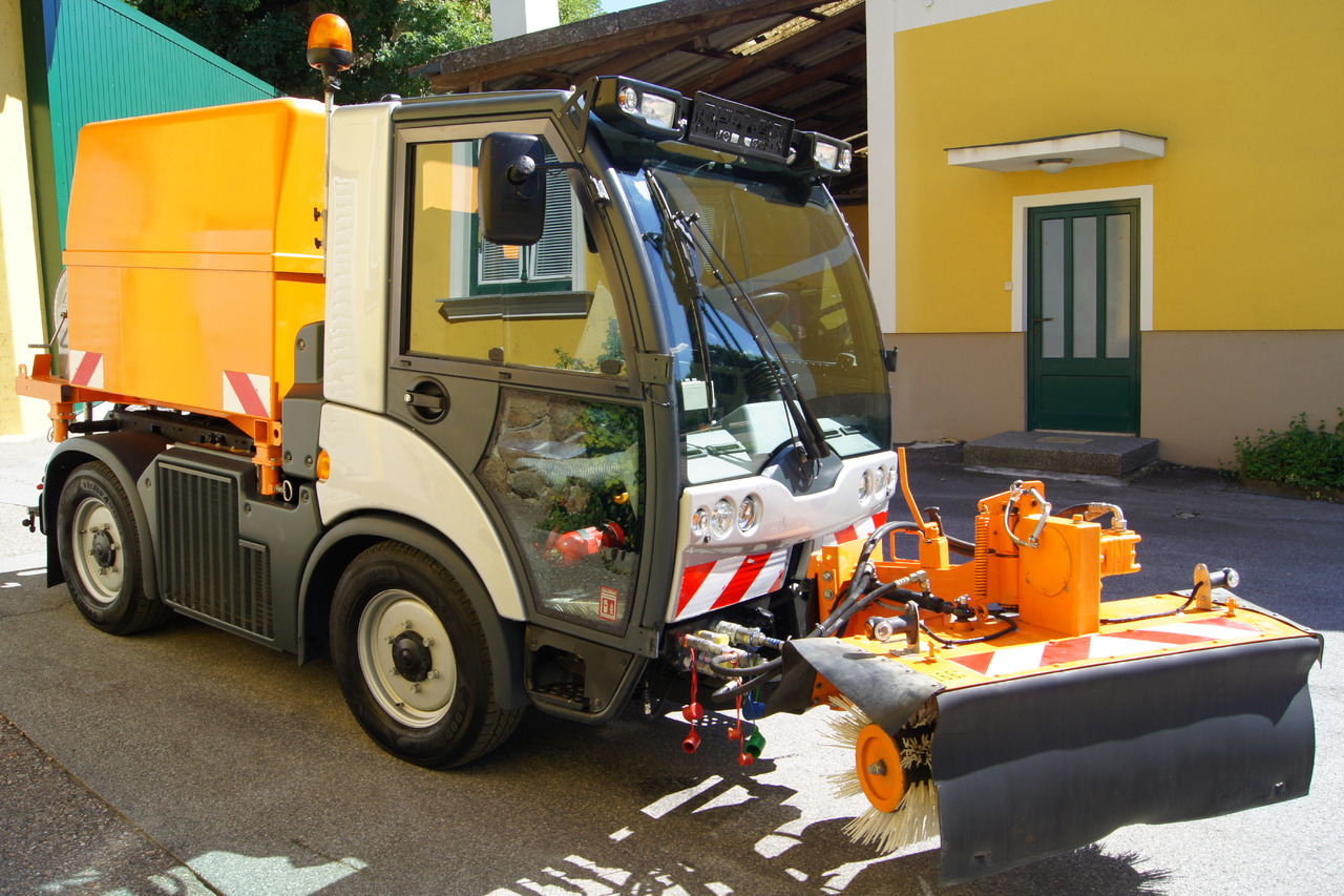 MULTICAR TREMO X56 Carrier CS/4x4/Euro 5/Besen/Wasserfass - 除雪车:图5 MULTICAR TREMO X56 Carrier CS/4x4/Euro 5/Besen/Wasserfass - 除雪车:图5