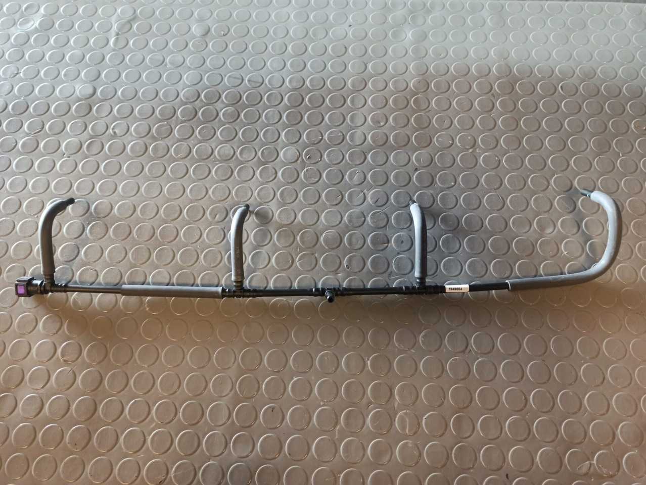 SCANIA BLEED PIPE - 1949664 - 发动机及其零件 适用于 卡车:图1 SCANIA BLEED PIPE - 1949664 - 发动机及其零件 适用于 卡车:图1