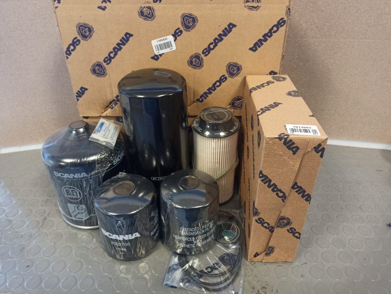 SCANIA MAINTENANCE KIT - 2189420 - 发动机大修套件 适用于 卡车:图1 SCANIA MAINTENANCE KIT - 2189420 - 发动机大修套件 适用于 卡车:图1