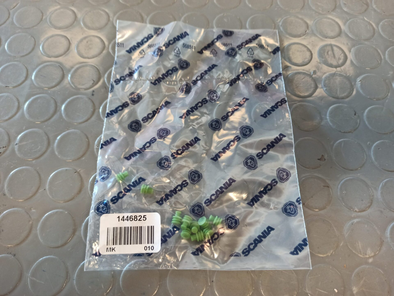 SCANIA PLUG 1446825 - 电气系统 适用于 卡车:图1 SCANIA PLUG 1446825 - 电气系统 适用于 卡车:图1