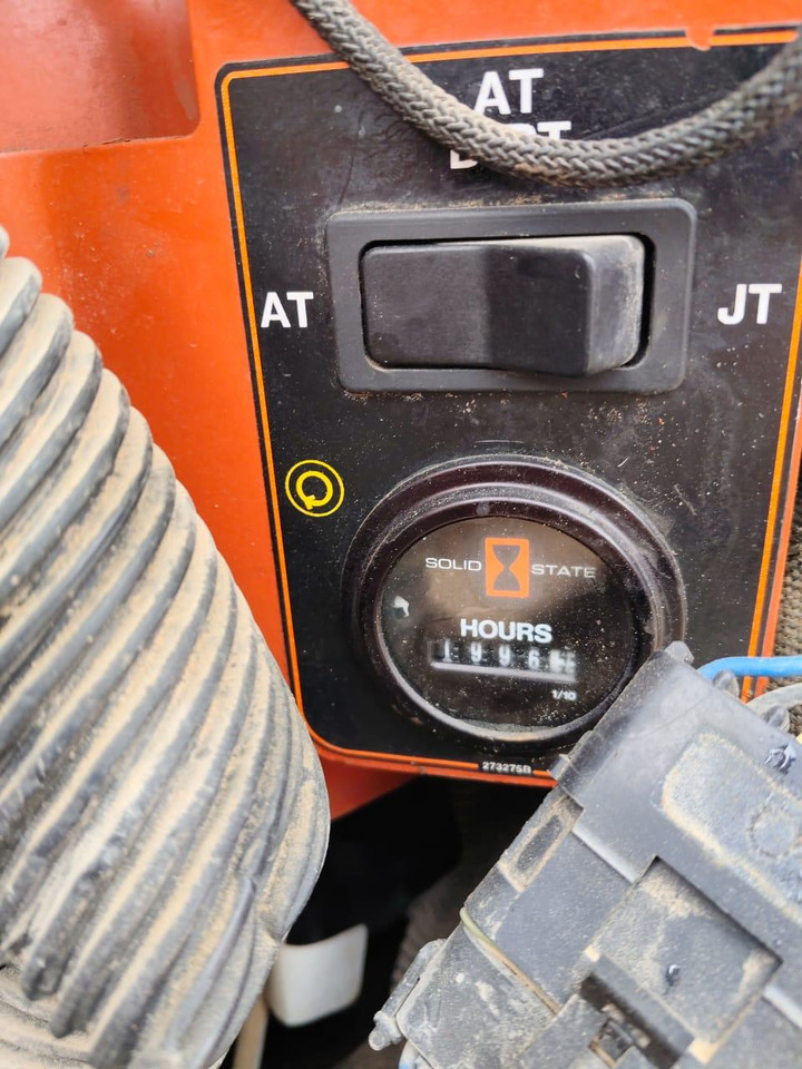 DITCH WITCH JT100 AT - 钻机:图5 DITCH WITCH JT100 AT - 钻机:图5