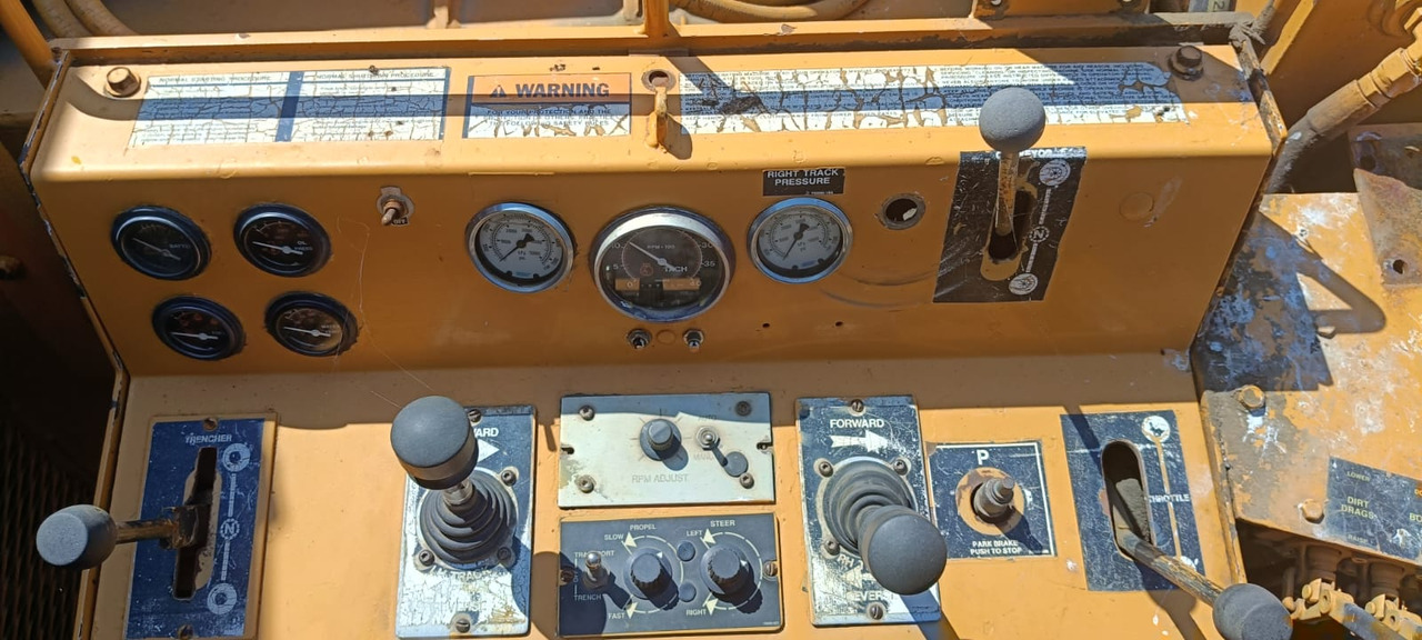 VERMEER T455 - 挖沟机:图2 VERMEER T455 - 挖沟机:图2