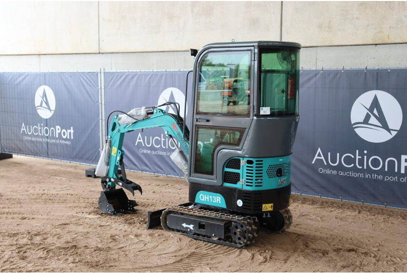 AGT Industrial QH13R - 小型挖掘机:图3 AGT Industrial QH13R - 小型挖掘机:图3